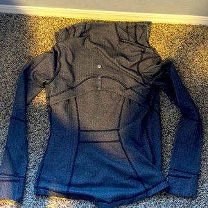 Lululemon zip up! size 2 great condition